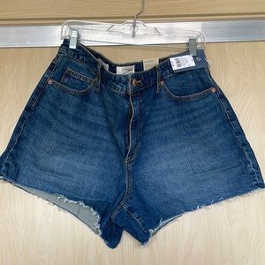 Universal Thread Midi Shorts, Size 16 NEW WITH TAGS